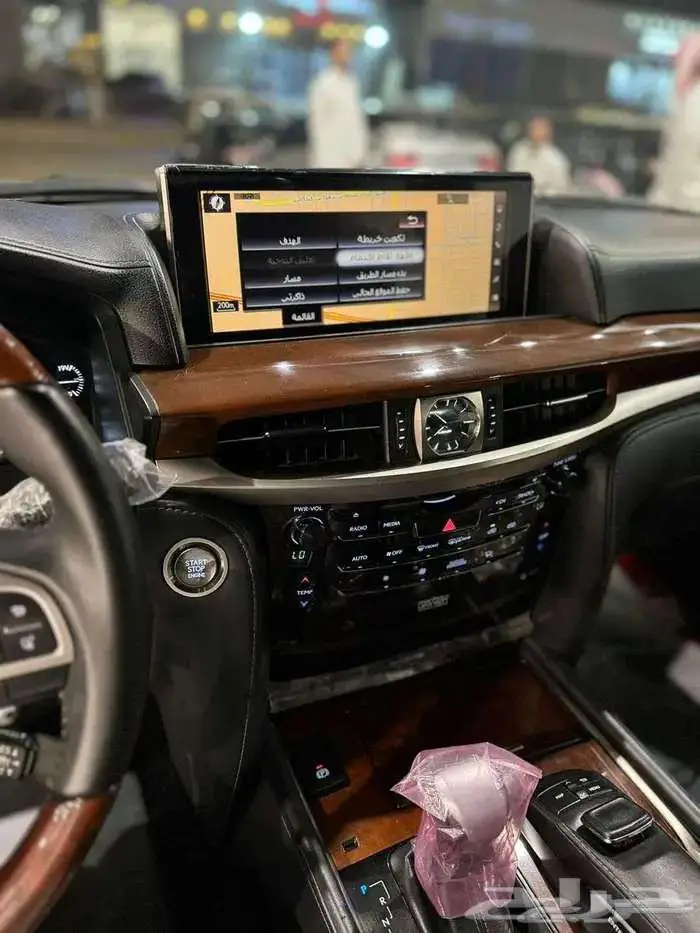 لكزس بلاك اديشن موديل 2021 6