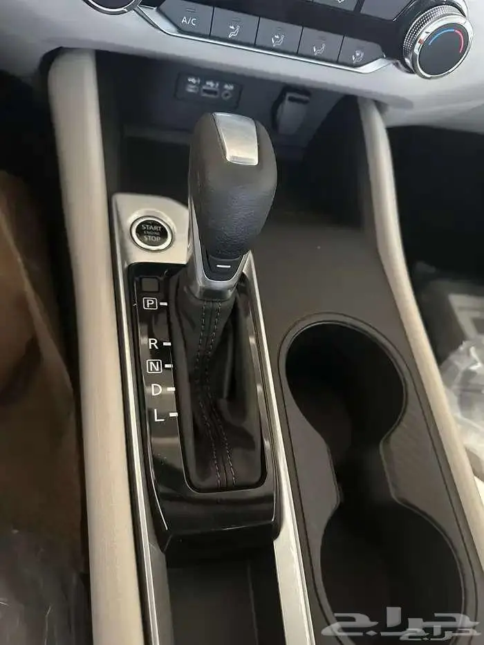 نيسان التيما 2024 ستاندر 9