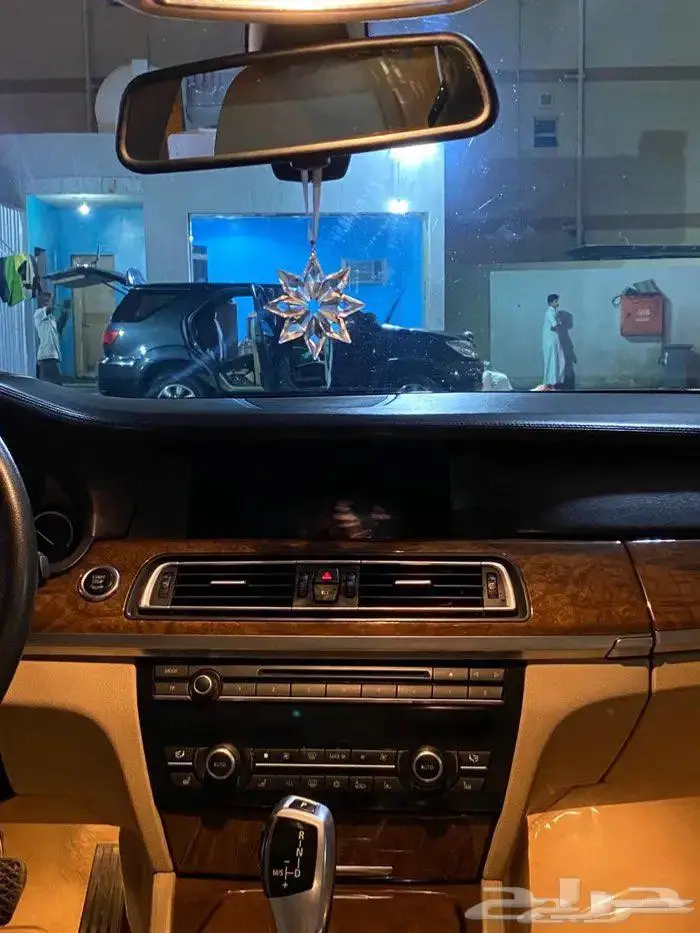 BMW 2009 750 شبه مخزن 4