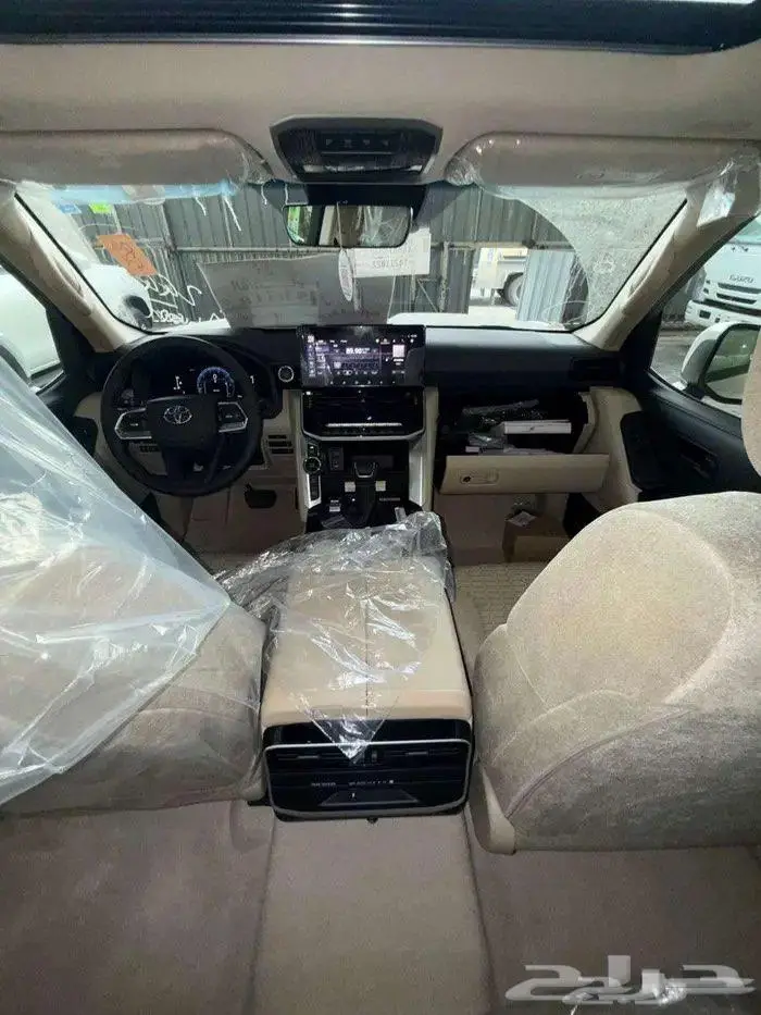 تويوتا - لاند كروزر -GXR-L3- 2026-بنزين 5