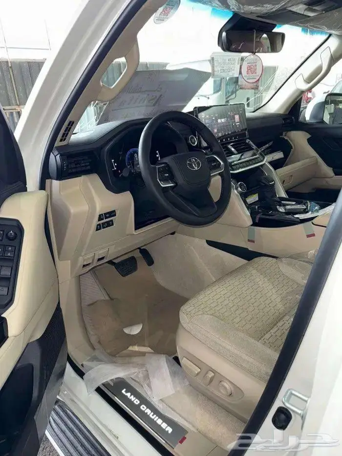 تويوتا - لاند كروزر -GXR-L3- 2026-بنزين 6