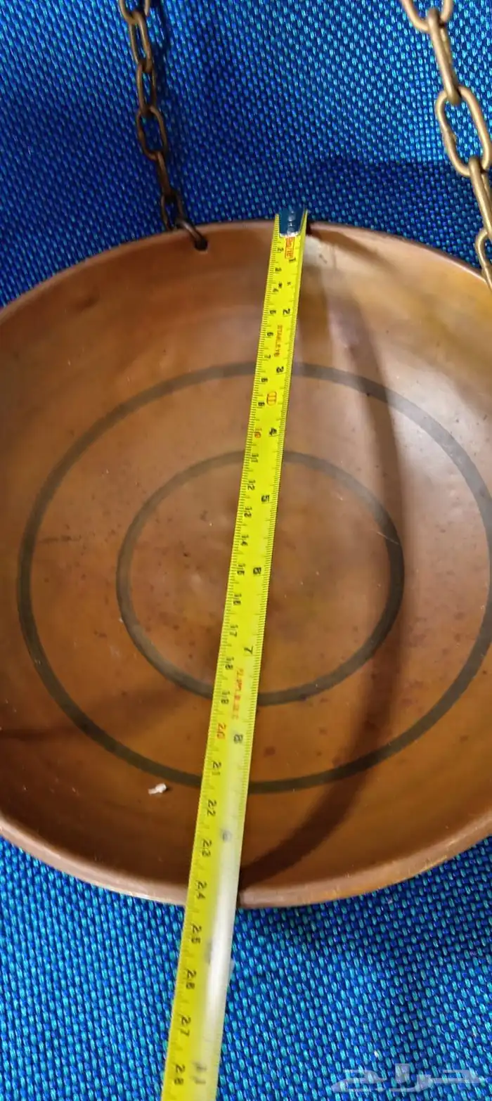 ميزان نحاس تراثي مخزن مع أوزان تراثيه صناعة أوروبية شغال 13