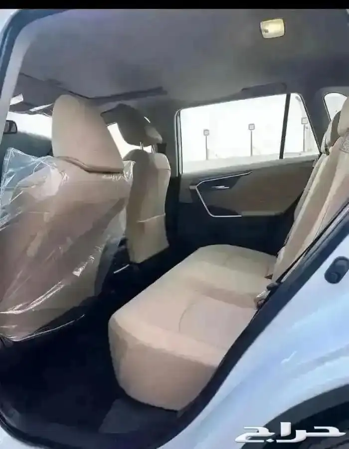 تويوتا راف فور 2025 4