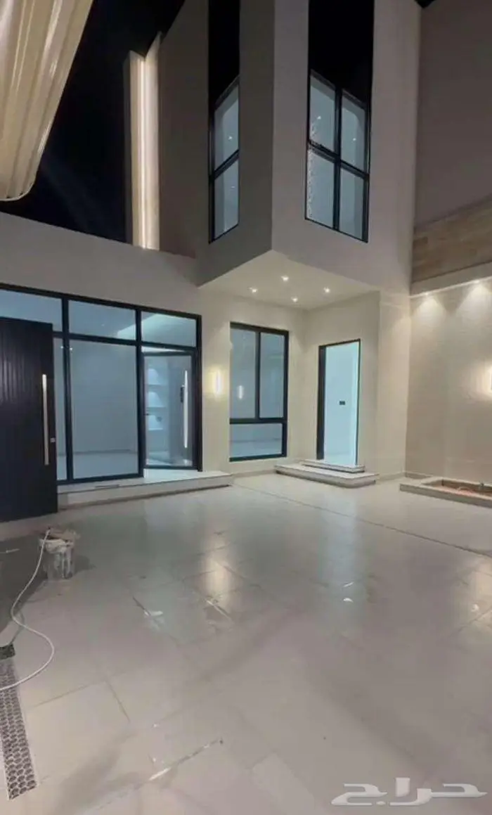 للبيع فلل بحي المحمدية بعنيزة 1