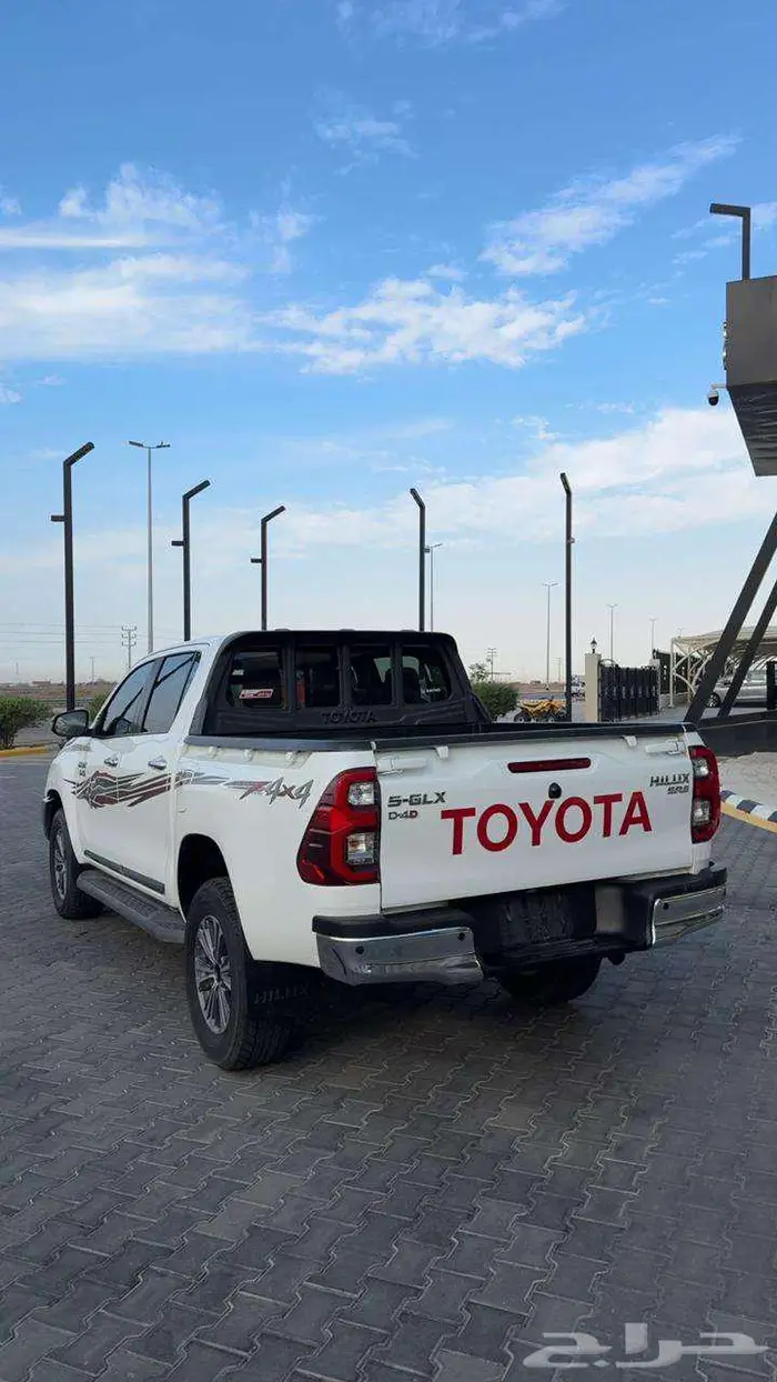 تويوتا هايلكس غمارتين 1