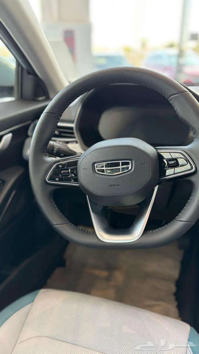 عرض نوفمبر على جيلي امجراند 3