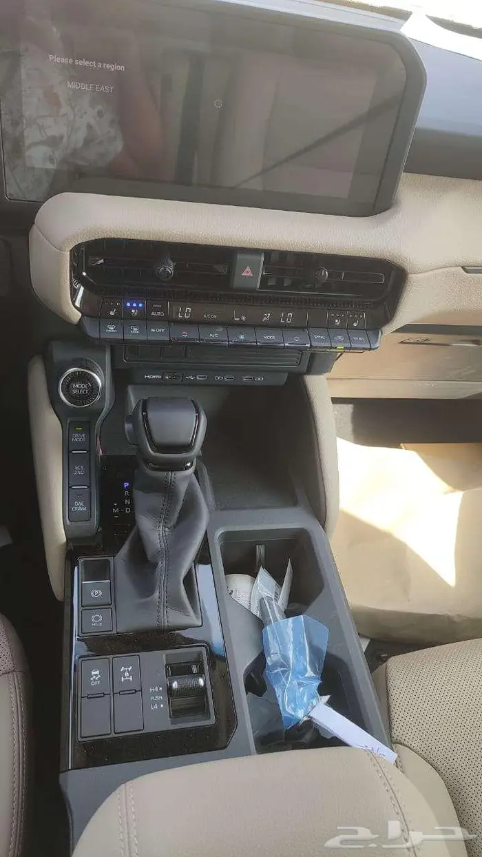 برادو 2025 بنزين تي اكس ال 2 TXL 3