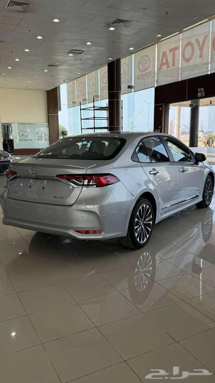 تويوتا كورولا MR مطوره فتحة سقف 8