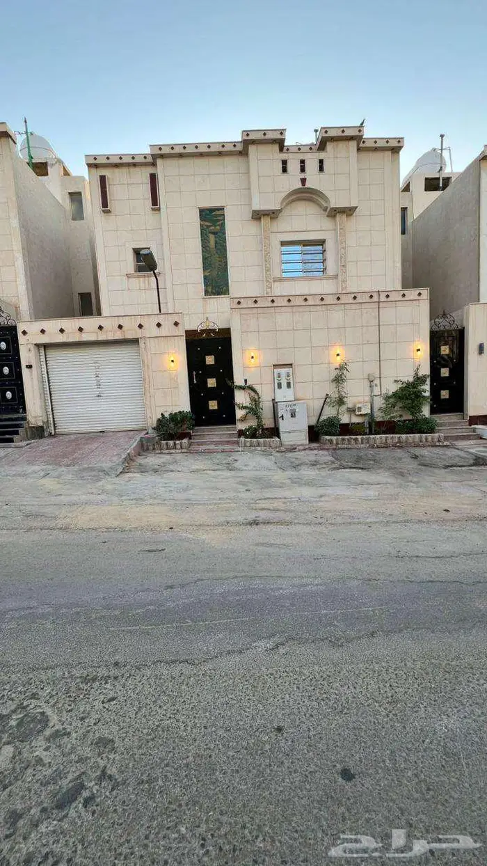 فيلا المونسية   مخطط 37 المساحة  260 م2 -1991- 10