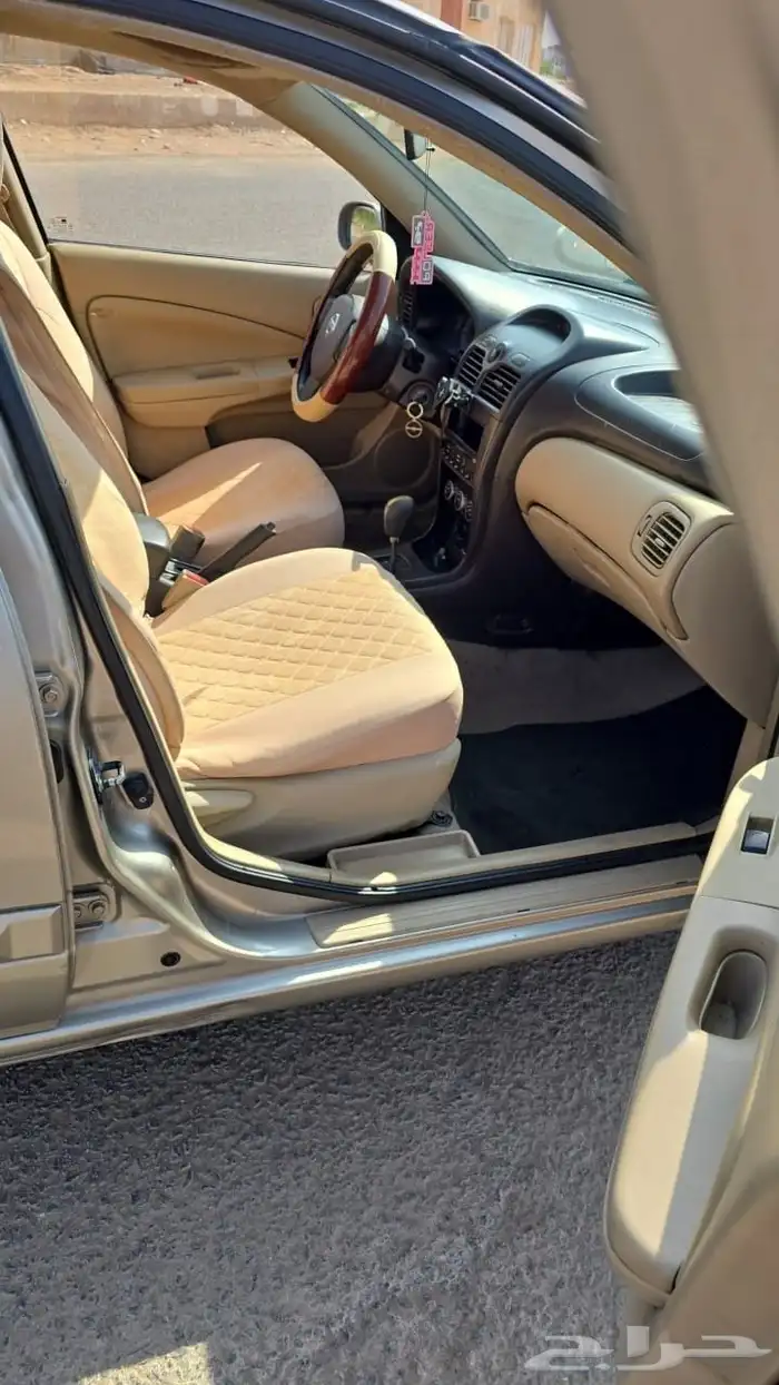 نيسان صني 2011 6