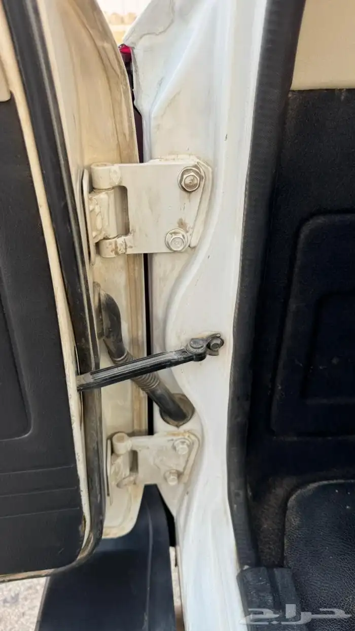 جيب ربع نيسان 27