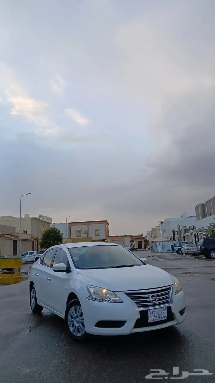 نيسان سنترا موديل 2016 ماشي 130الف مصدوم 10