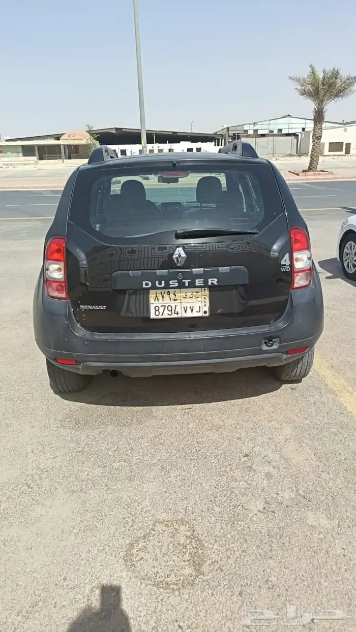 سيارة رينو دستر للبيع موديل 2015 4