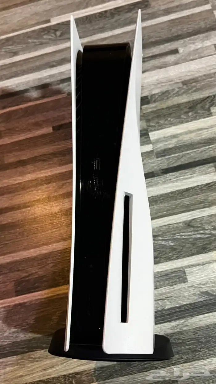 بلايستيشن 5 نظيف 2