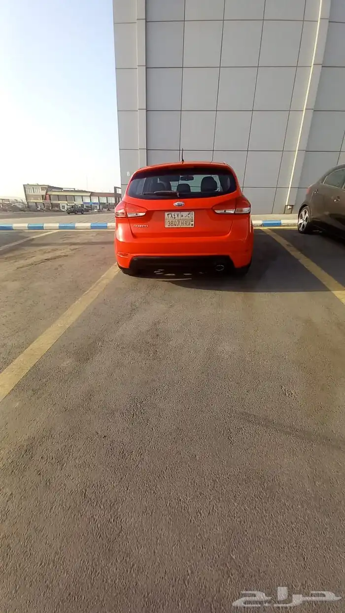 كيا سيراتو موديل 2014 هاتش باك 4