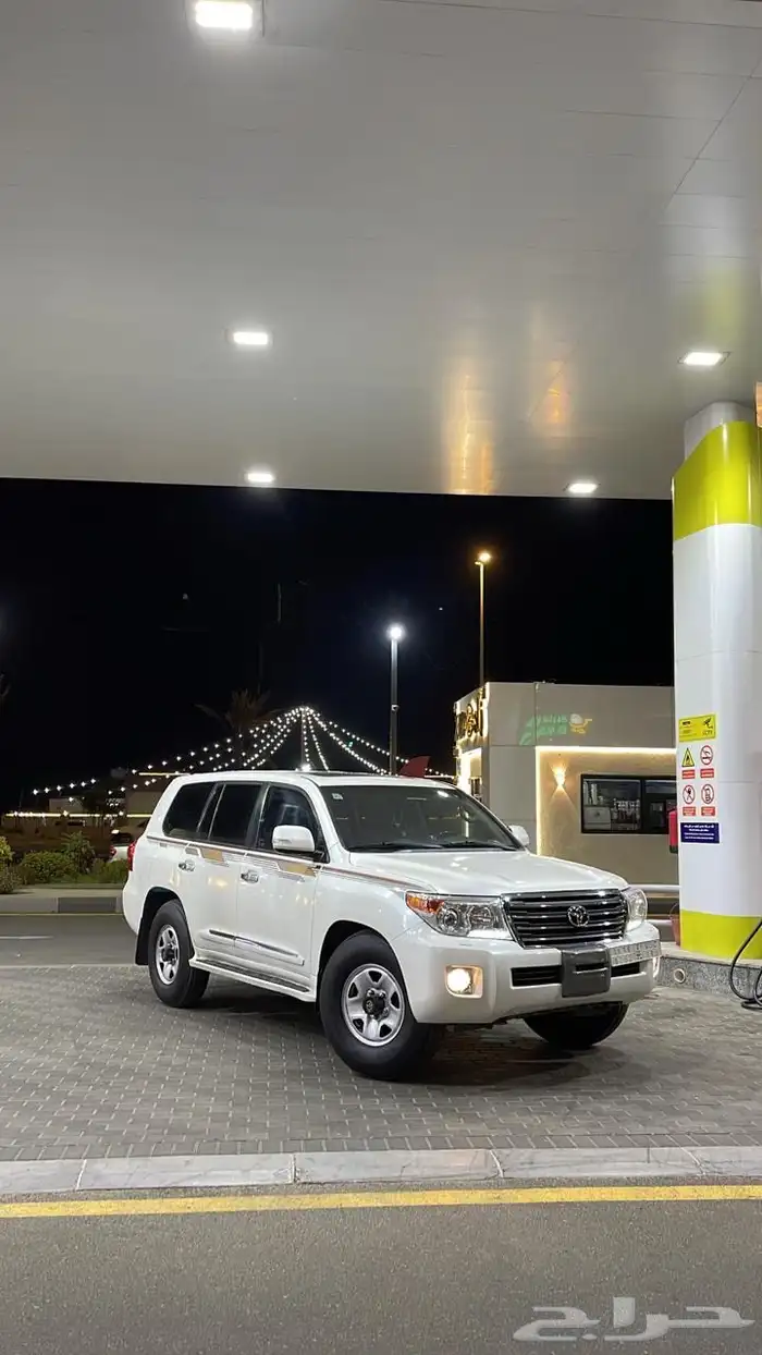 لاندكروزر 8 سرندل 2014 مالك اول 0