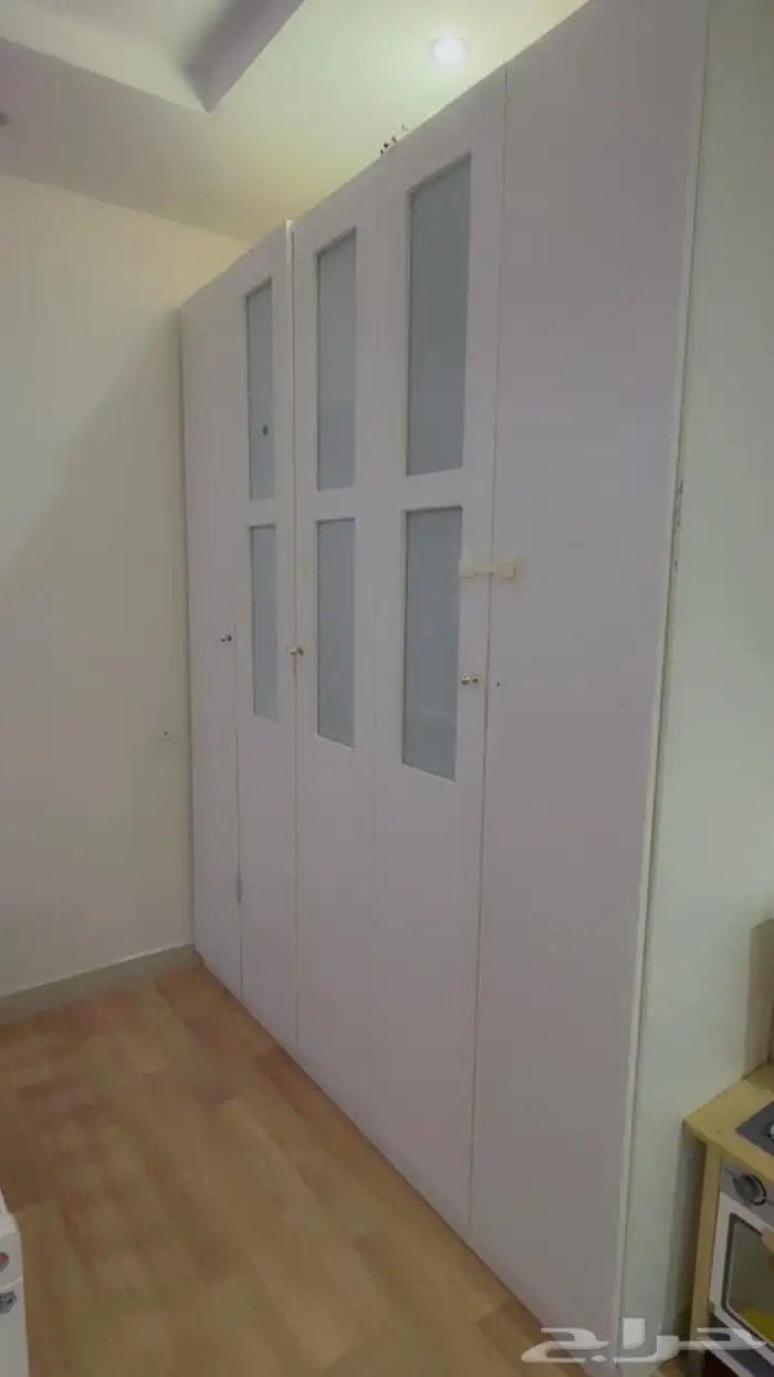 دولاب نظيف خمسه أبواب للبيع 0