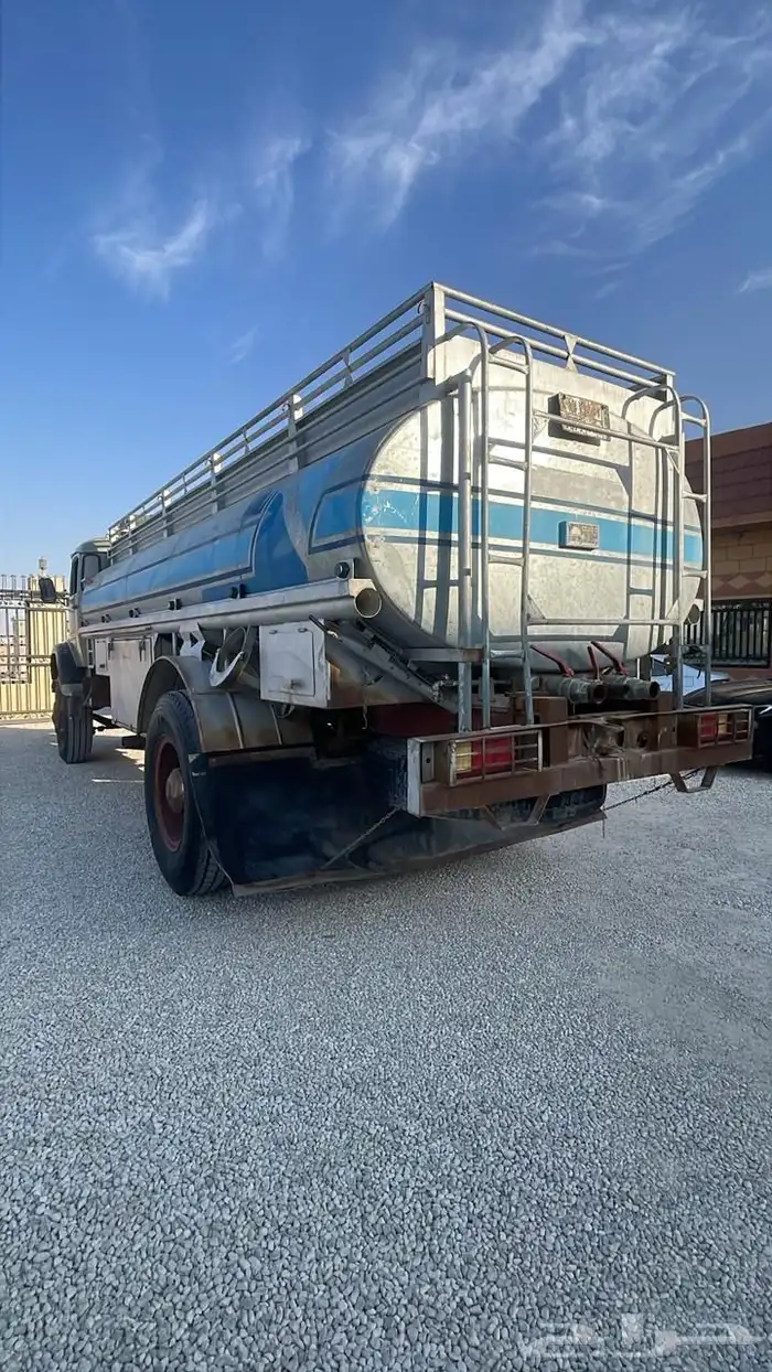 مرسيدس عادي 1976 1