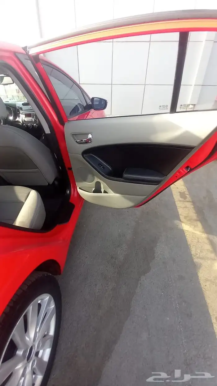 كيا سيراتو موديل 2014 هاتش باك 17