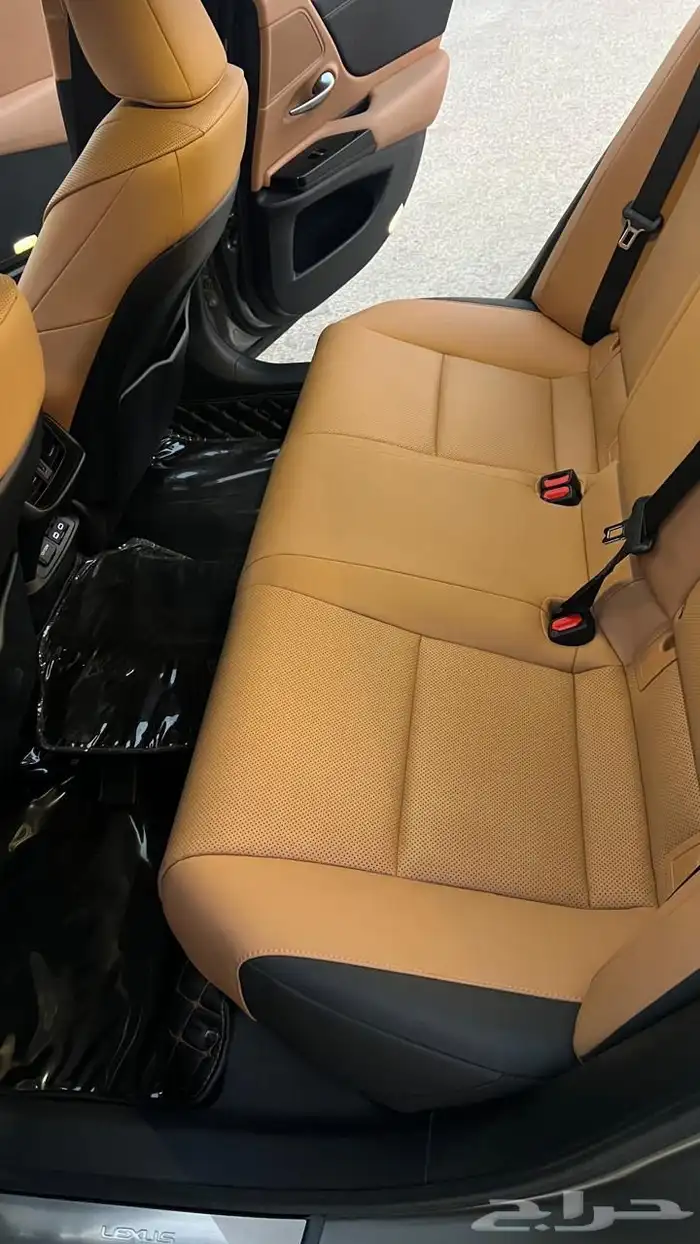 لكزس ES350 2024 V6 10