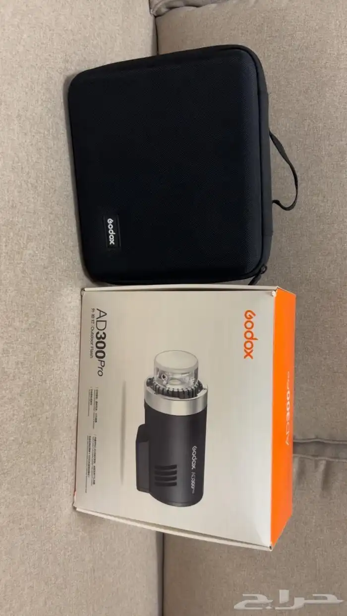 اضاءة قودوكس AD300 pro 0