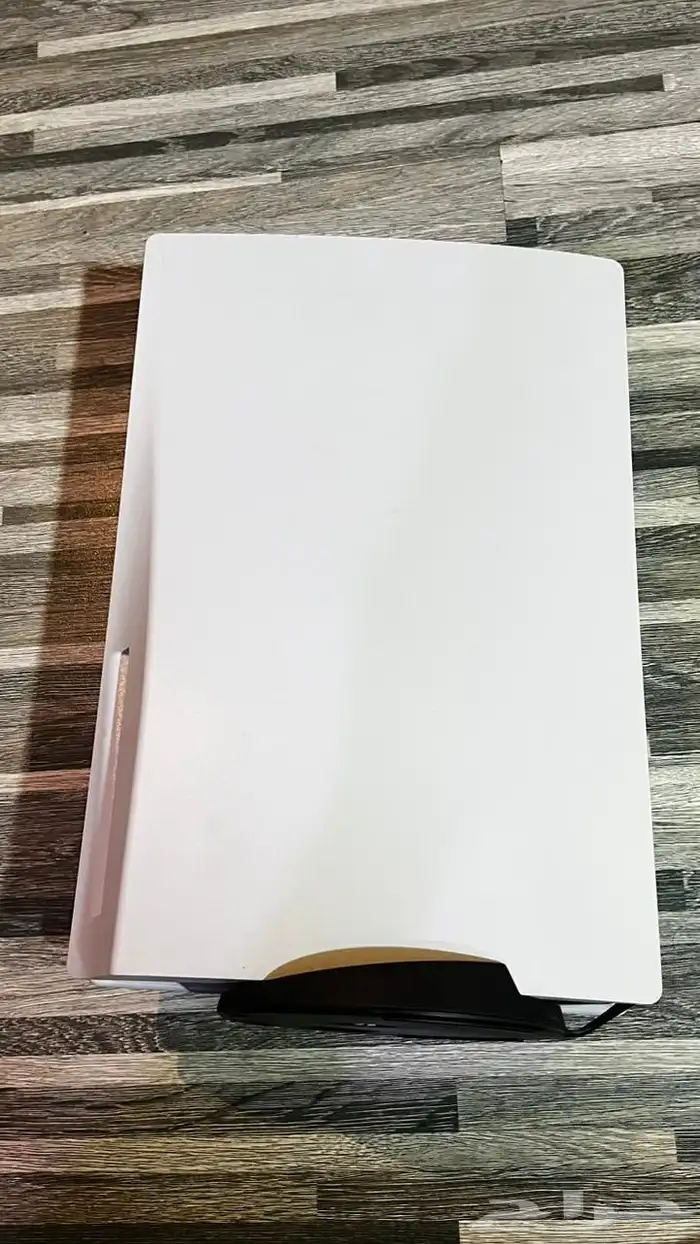 بلايستيشن 5 نظيف 1