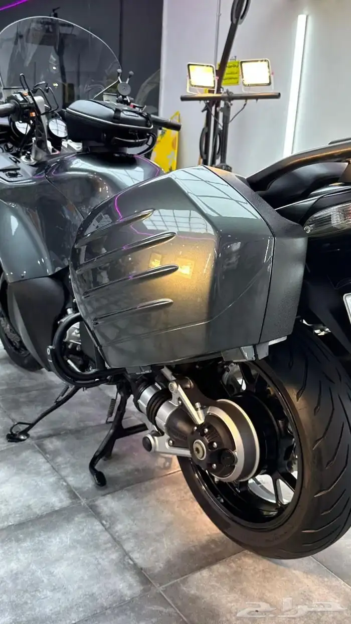 دباب كوزاكي 2013 كونكورس GTR1400 9