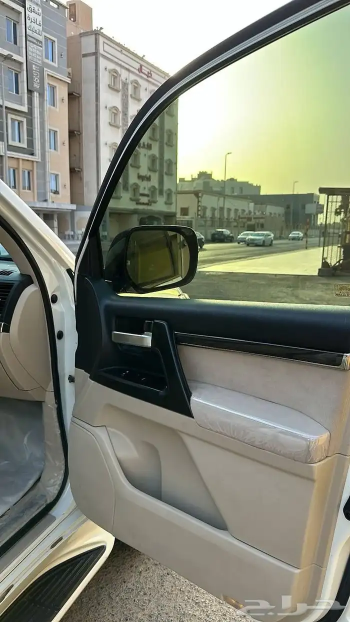 لاندكروزر GXR 3 سعودي 2021 قراند تورنق 25