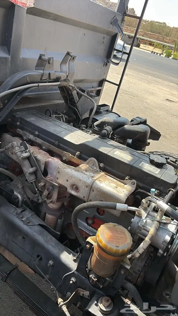 لوري 7م ايسوزو 2010 (( للبيع )) 5