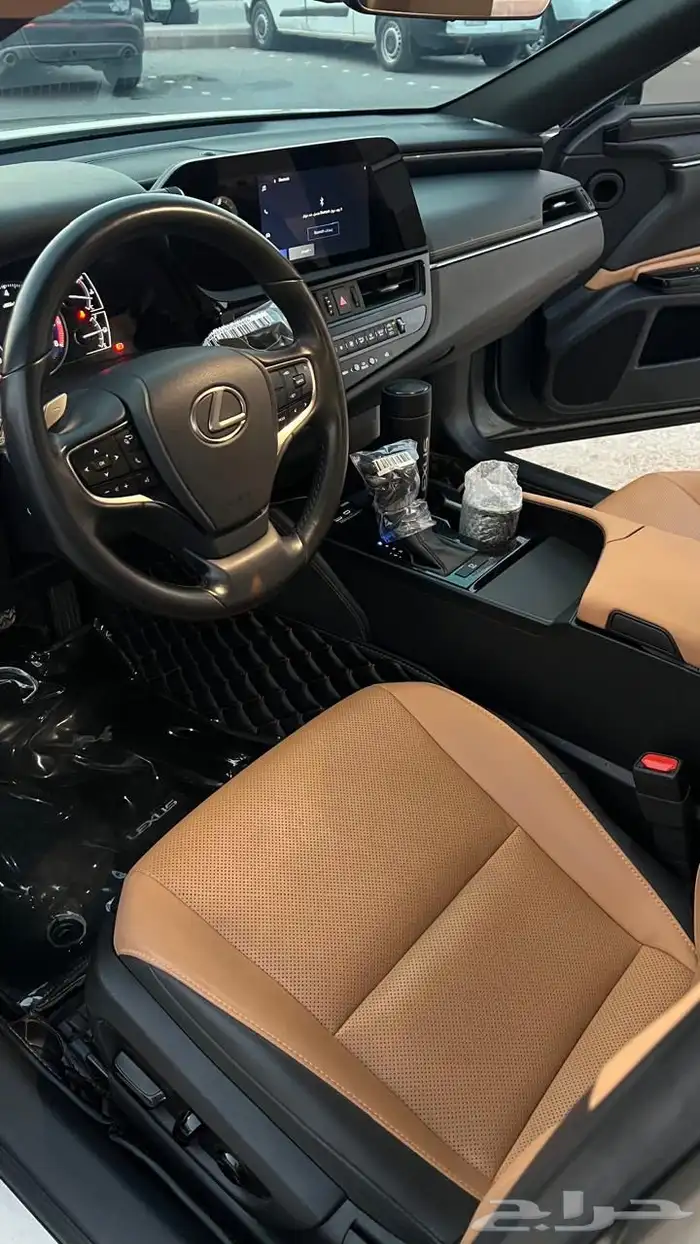 لكزس ES350 2024 V6 9