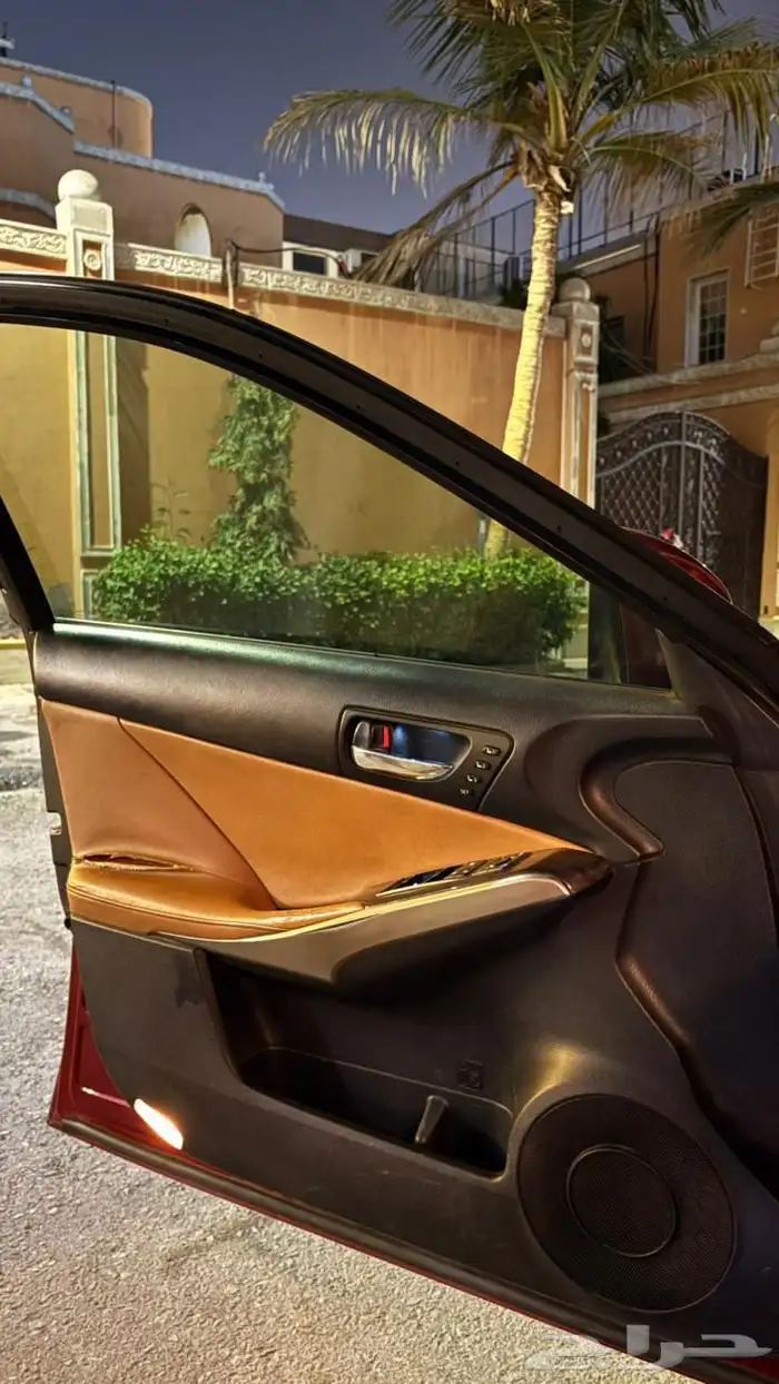 للبيع لكزسis2015 9