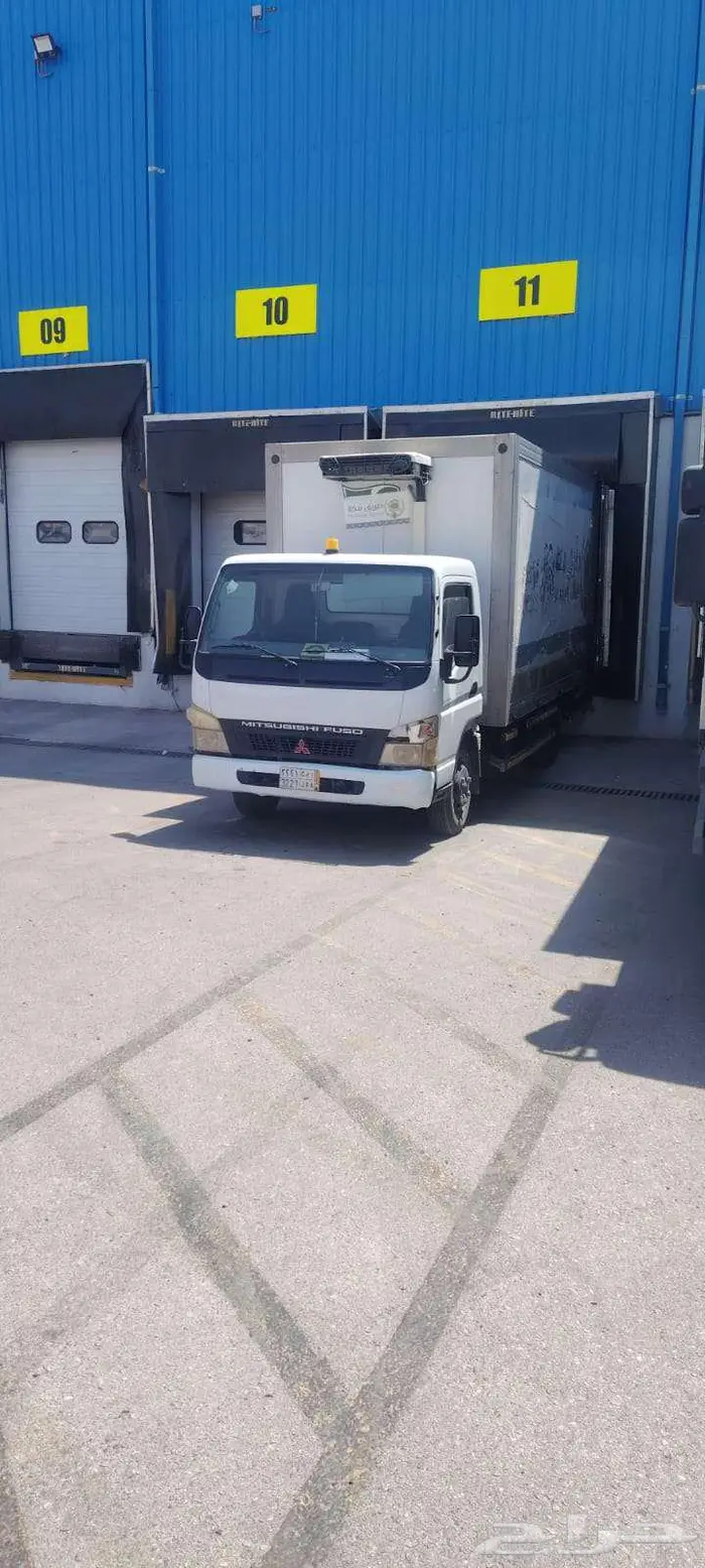 ميتسوبيشي فوسو موديل 2015 نقل عام الطول 5 متر 0