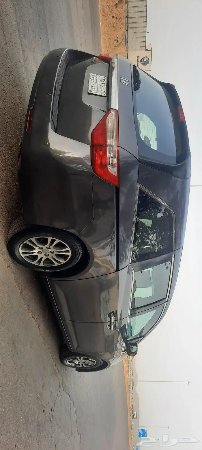 اودسي الموديل 2012 فل كامل مقاعد جلد فتحة سقف مكيف مركزي ث 9
