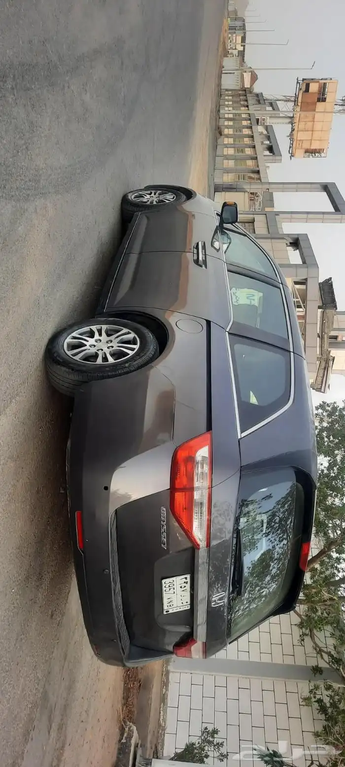 اودسي الموديل 2012 فل كامل مقاعد جلد فتحة سقف مكيف مركزي ث 8