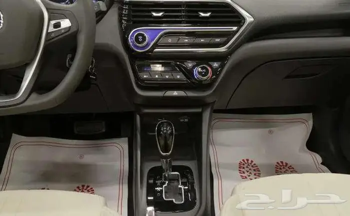 بحوالي 30 ريال كل يوم تاخد القمر دى 5