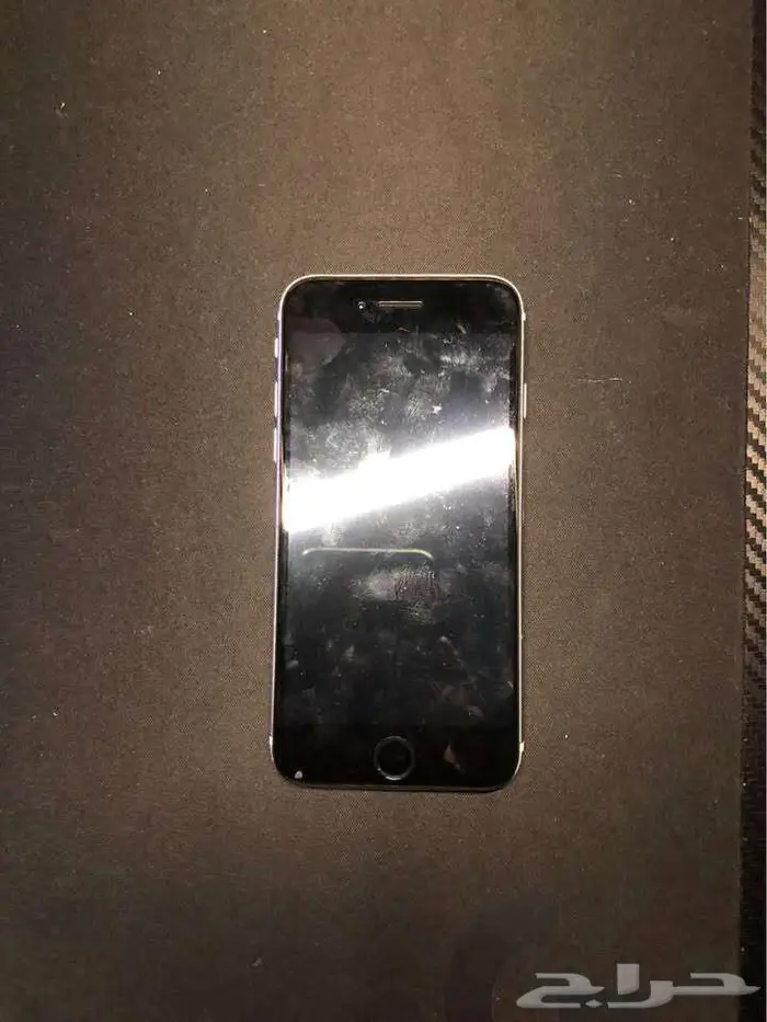 ايفون اس اي 2 في حالة جيدة (لا يعمل) 1