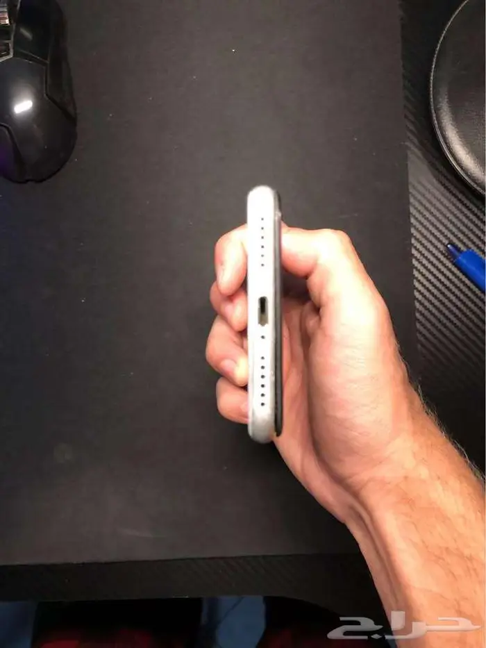 ايفون اس اي 2 في حالة جيدة (لا يعمل) 5