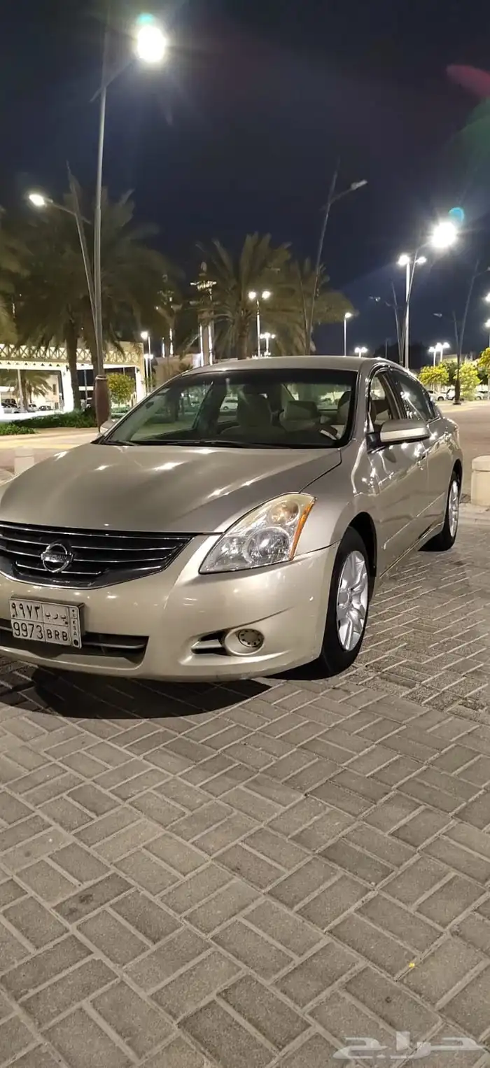 نيسان التيما2010 0