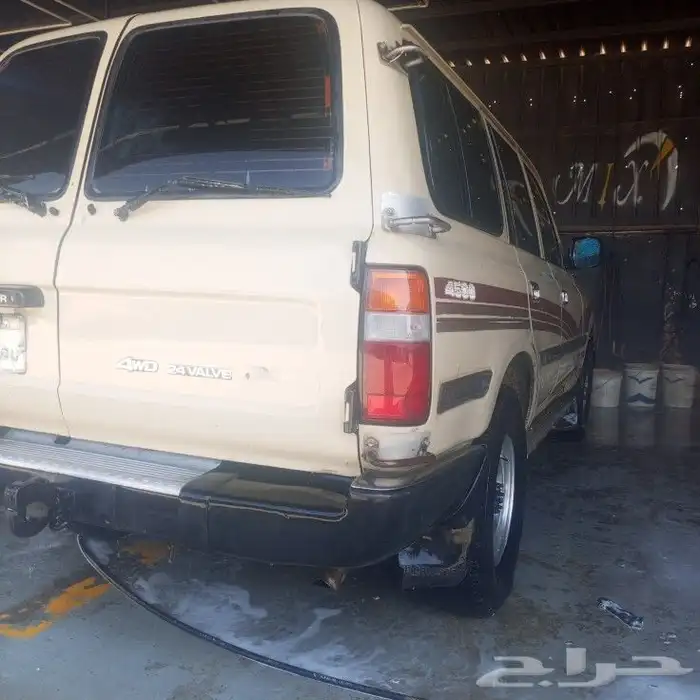 صالون 93 بدي بلد ممشى 300 3