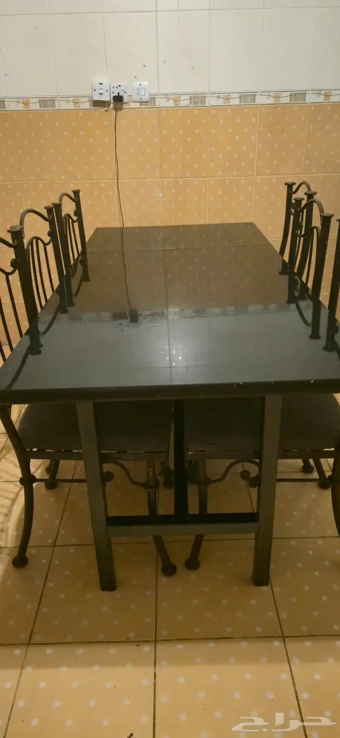 طاوله طعام 3