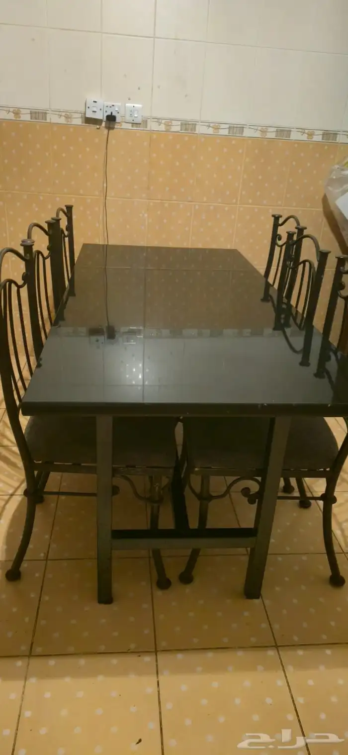 طاوله طعام 2