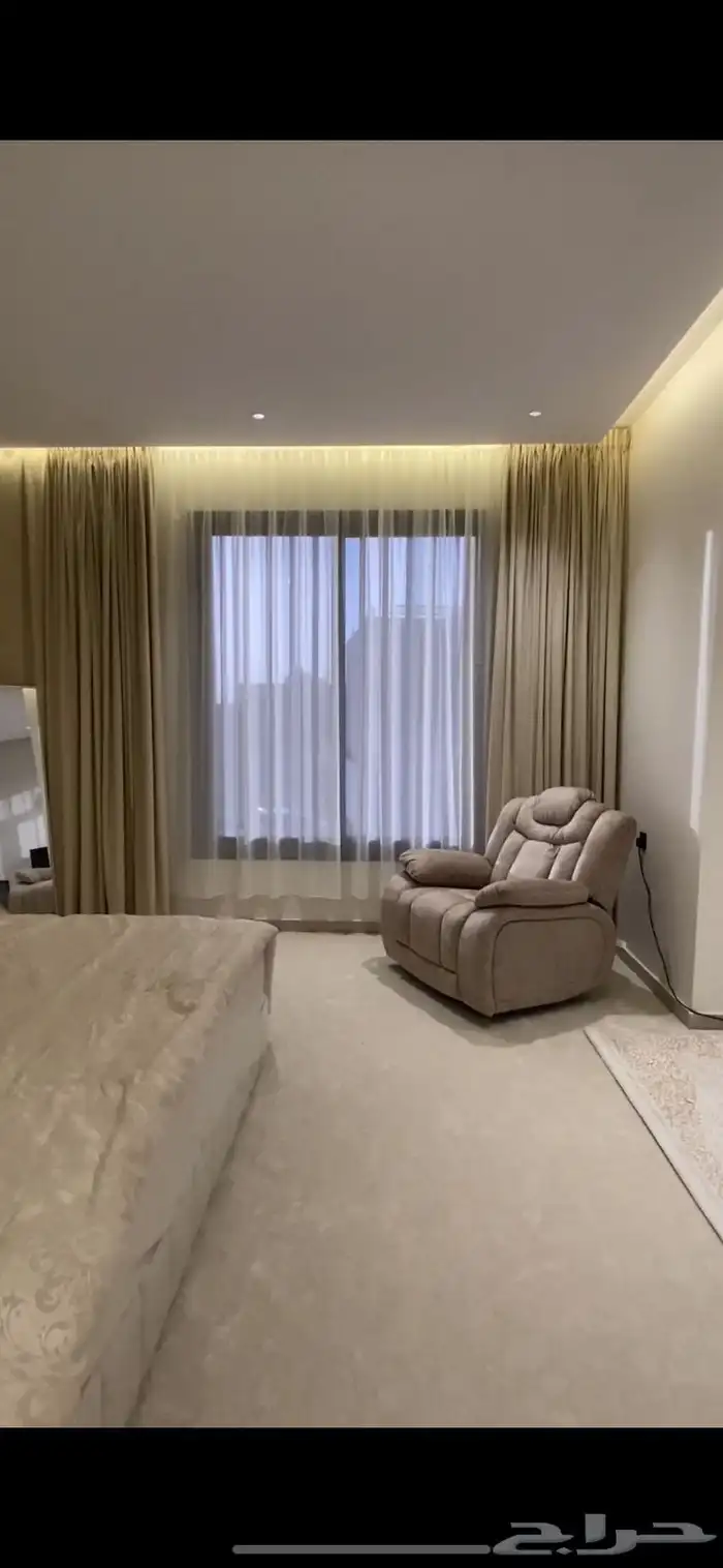 للبيع فيلا فاخرة ومؤثثة بحي الحرابي - خميس مشيط 18