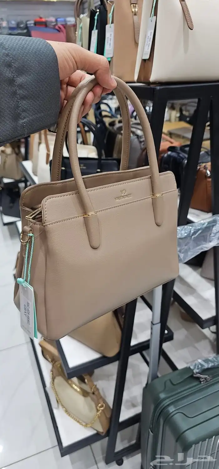 شنط نسائيه 28