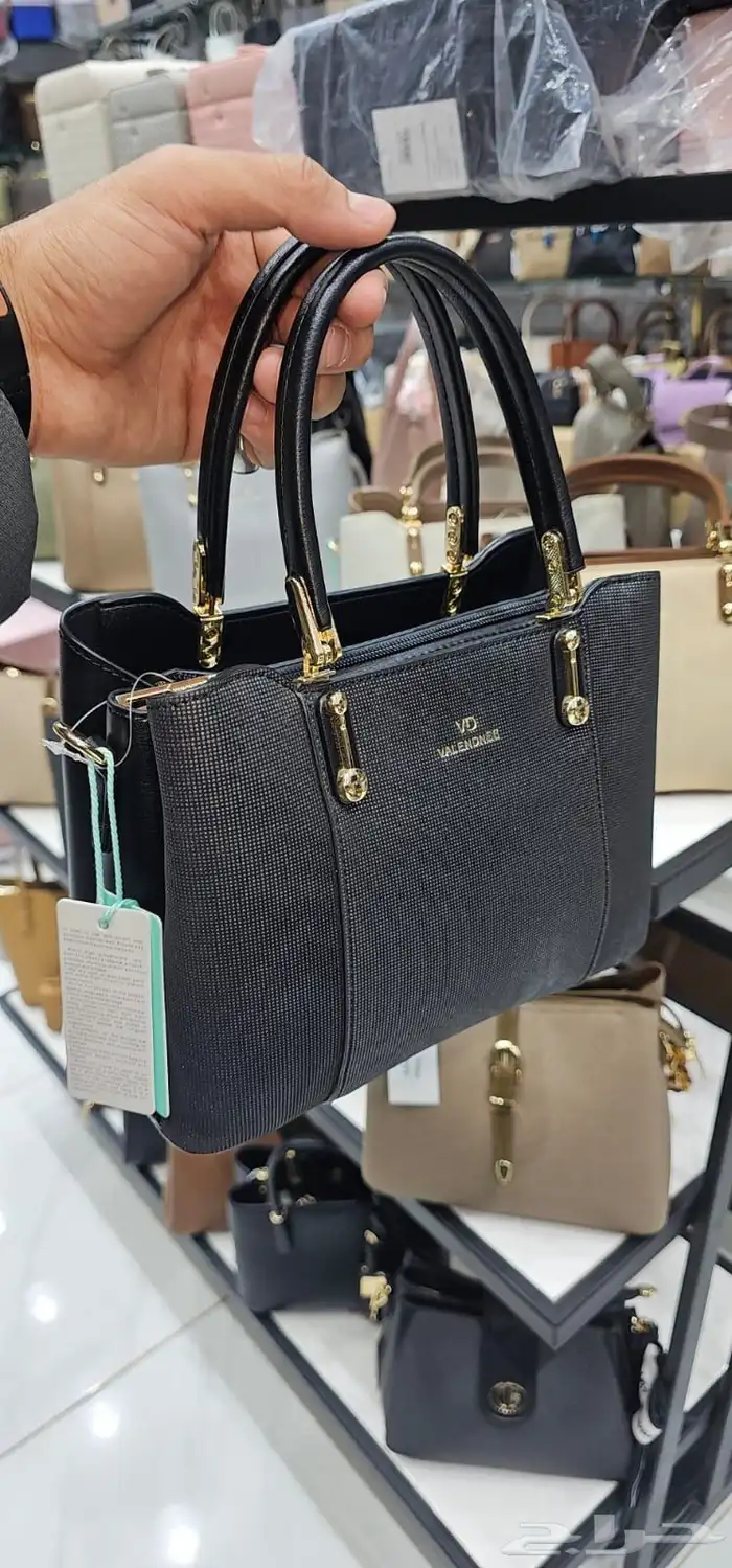 شنط نسائيه 26