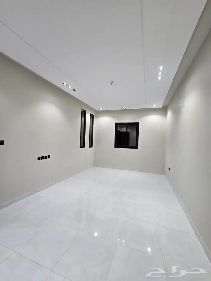 للبيع روف علوى مع ملحق تشطيب فاخر 9غرف بالمحاله أبها قرطبة 21