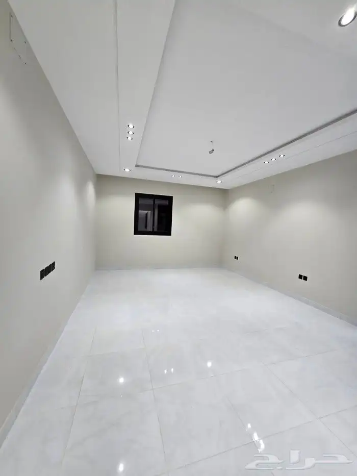 للبيع روف علوى مع ملحق تشطيب فاخر 9غرف بالمحاله أبها قرطبة 24