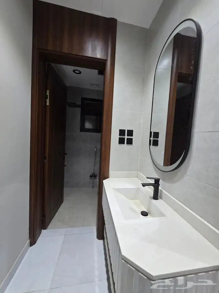 للبيع روف علوى مع ملحق تشطيب فاخر 9غرف بالمحاله أبها قرطبة 22