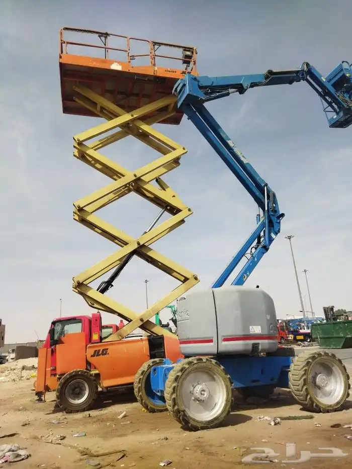 رافعات شوكية سيزر لفت  رافعات مقصيه  مان لفت  كرينات 1