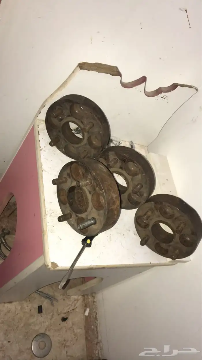 طقم تباريز 4 مسامير 2