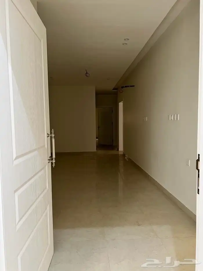 شقه 4 غرف للايجار حي القيم الاعلى 6